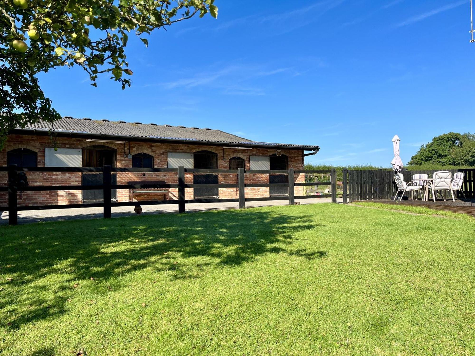 Priors Oak - A Cosy Studio With Countryside Views In Dorset Stalbridge Bagian luar foto
