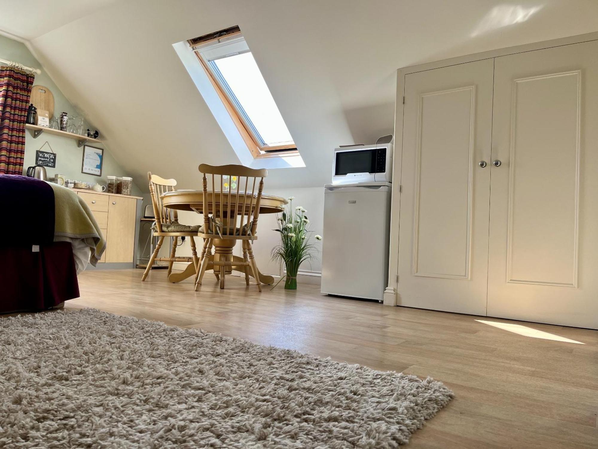 Priors Oak - A Cosy Studio With Countryside Views In Dorset Stalbridge Bagian luar foto